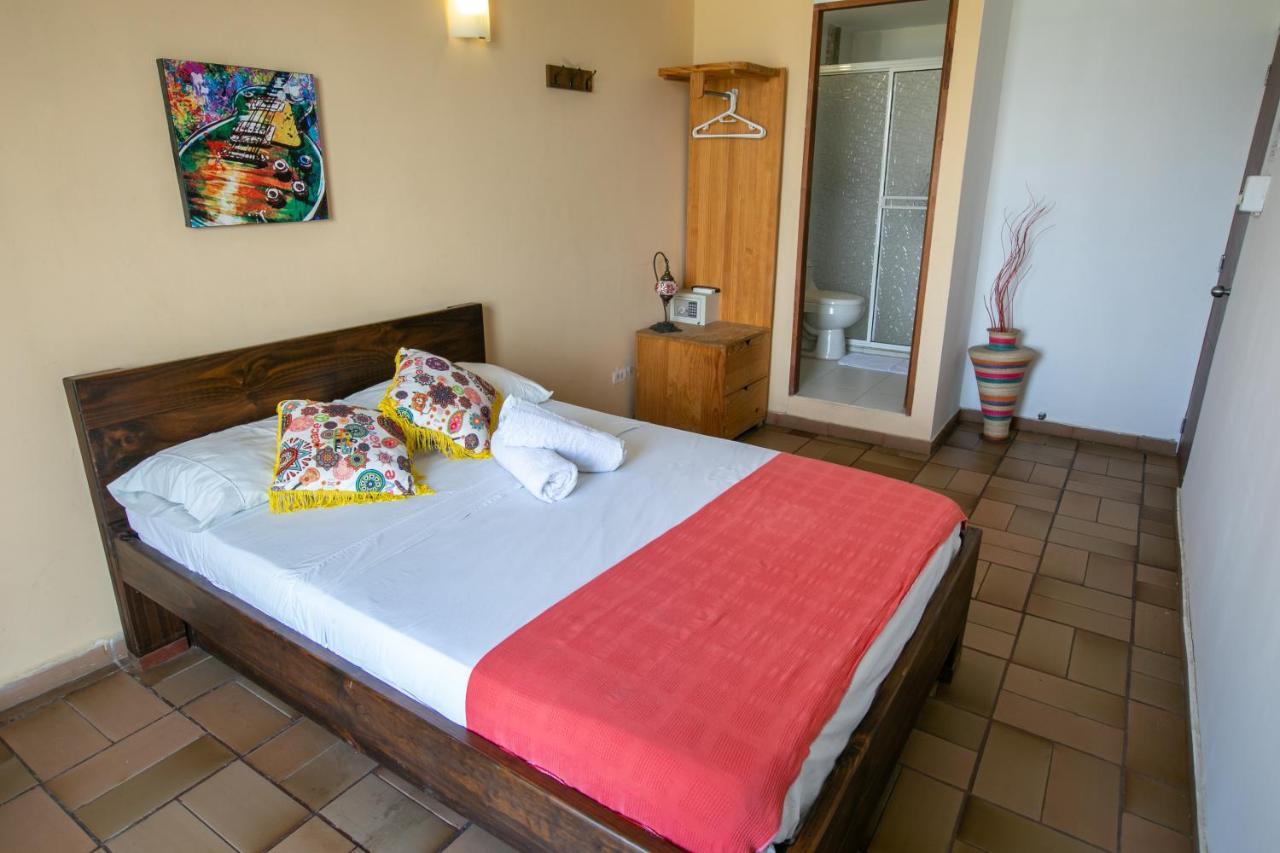 Mi Llave Hostels Cartagena Exterior photo