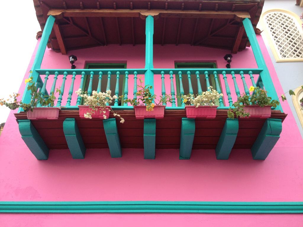 Mi Llave Hostels Cartagena Exterior photo