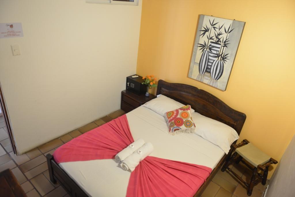 Mi Llave Hostels Cartagena Exterior photo
